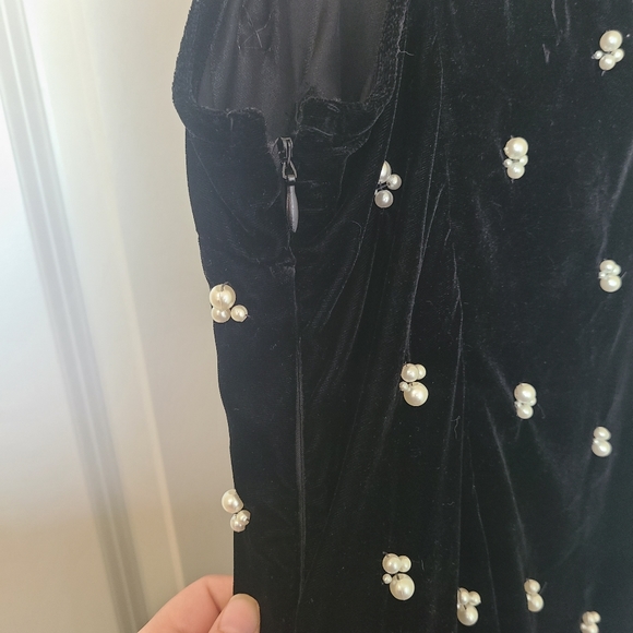 M Assymentrical Pearl-beaded Velvet Midi Black Dress UO - Picture 9 of 9